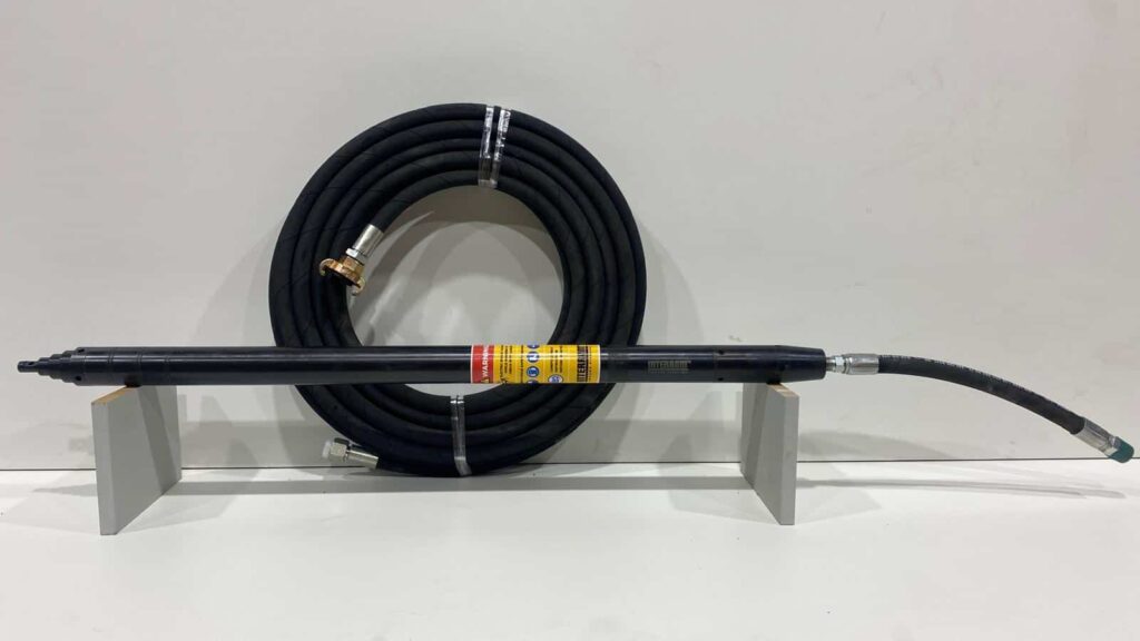 Bodemraket Eindhoven – Pneuvibe grondraket voor sleufloze boringen in de stad.